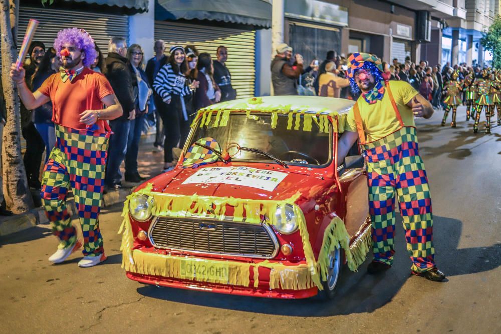 El Carnaval toma las calles de Torrevieja.