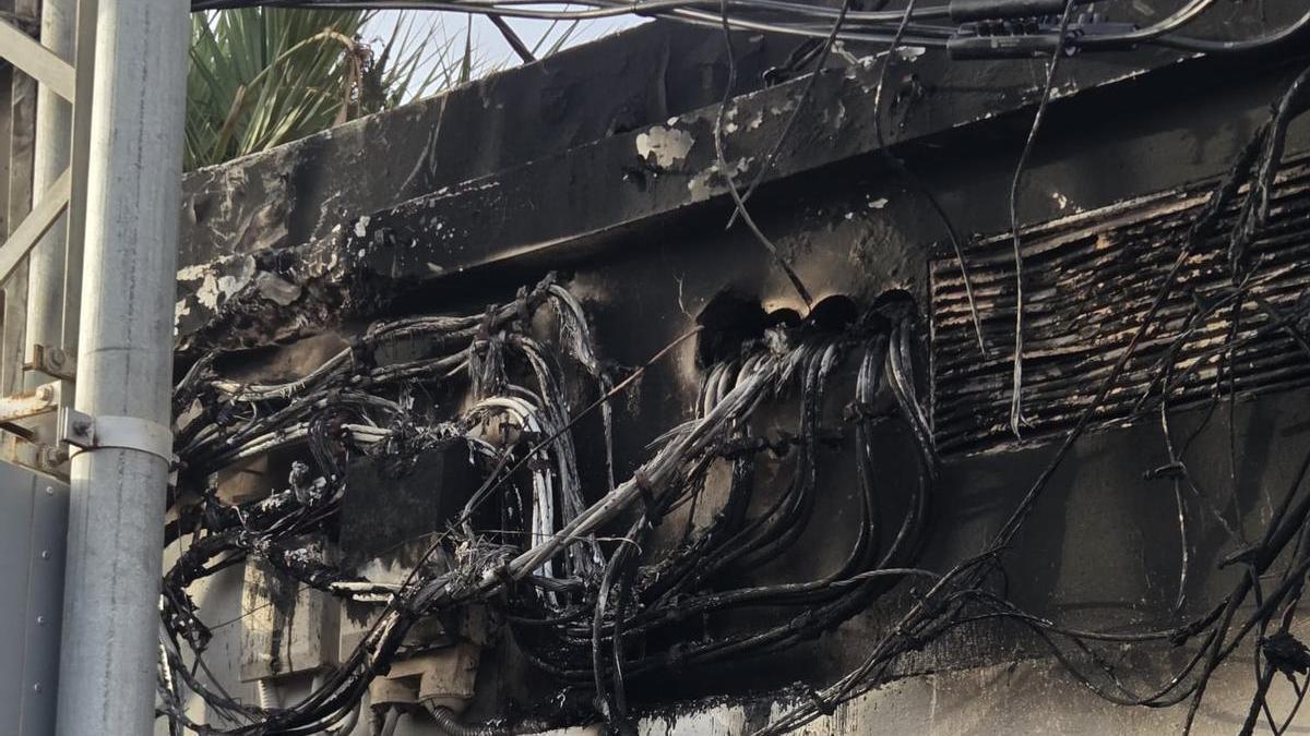 Transformador destruido tras un incendio en Guargacho