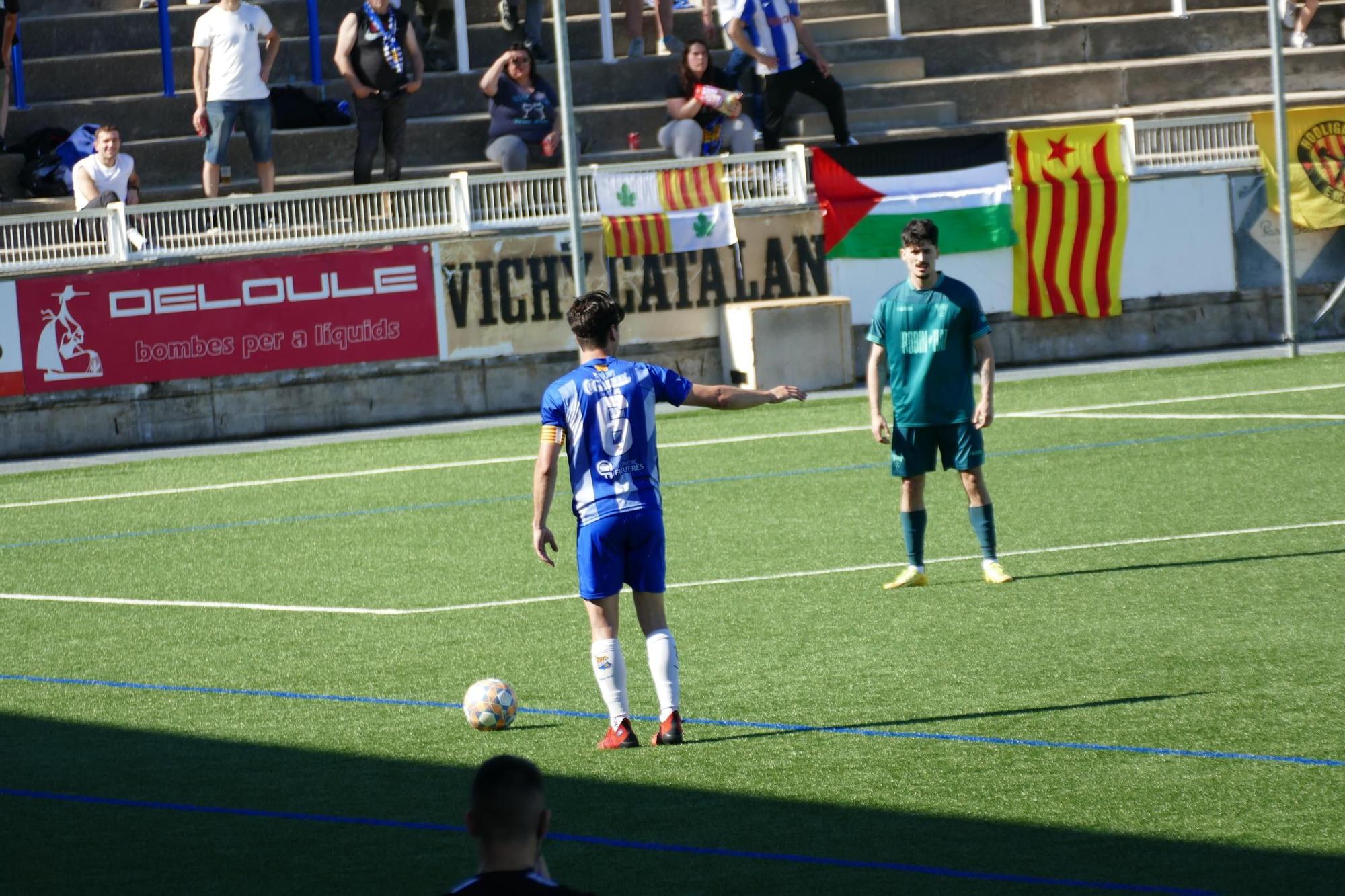 Eufòria al Figueres celebrant l'accés a la promoció d’ascens a Tercera RFEF