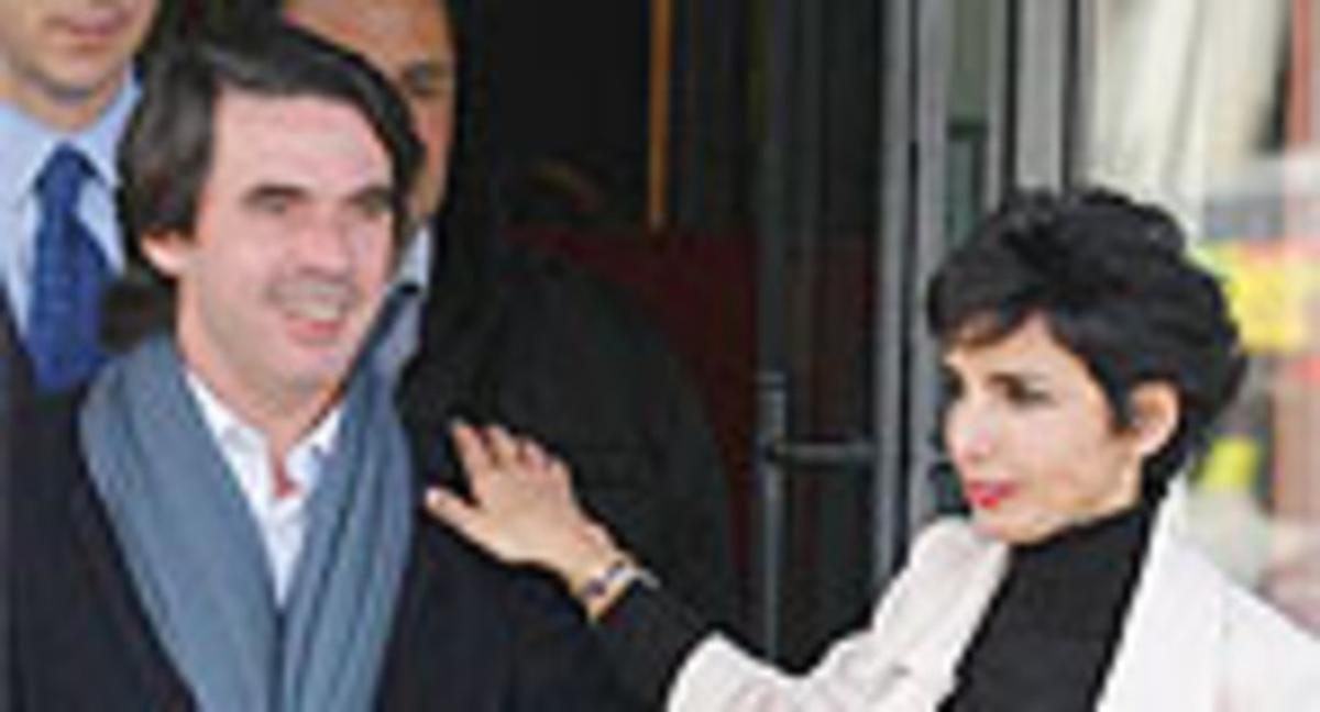 Aznar i Dati, el mes de març passat a París. Aznar i Dati, el mes de març passat a París.