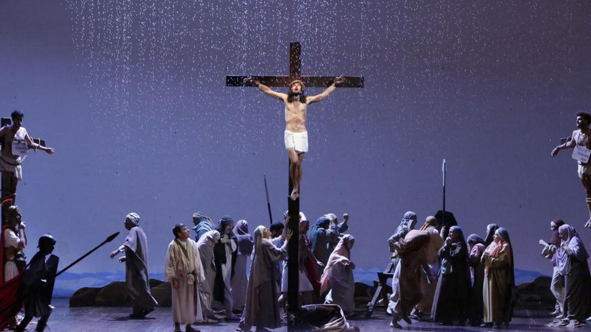 L’escena de Jesús a la creu | PASSIÓ ESPARREGUERA