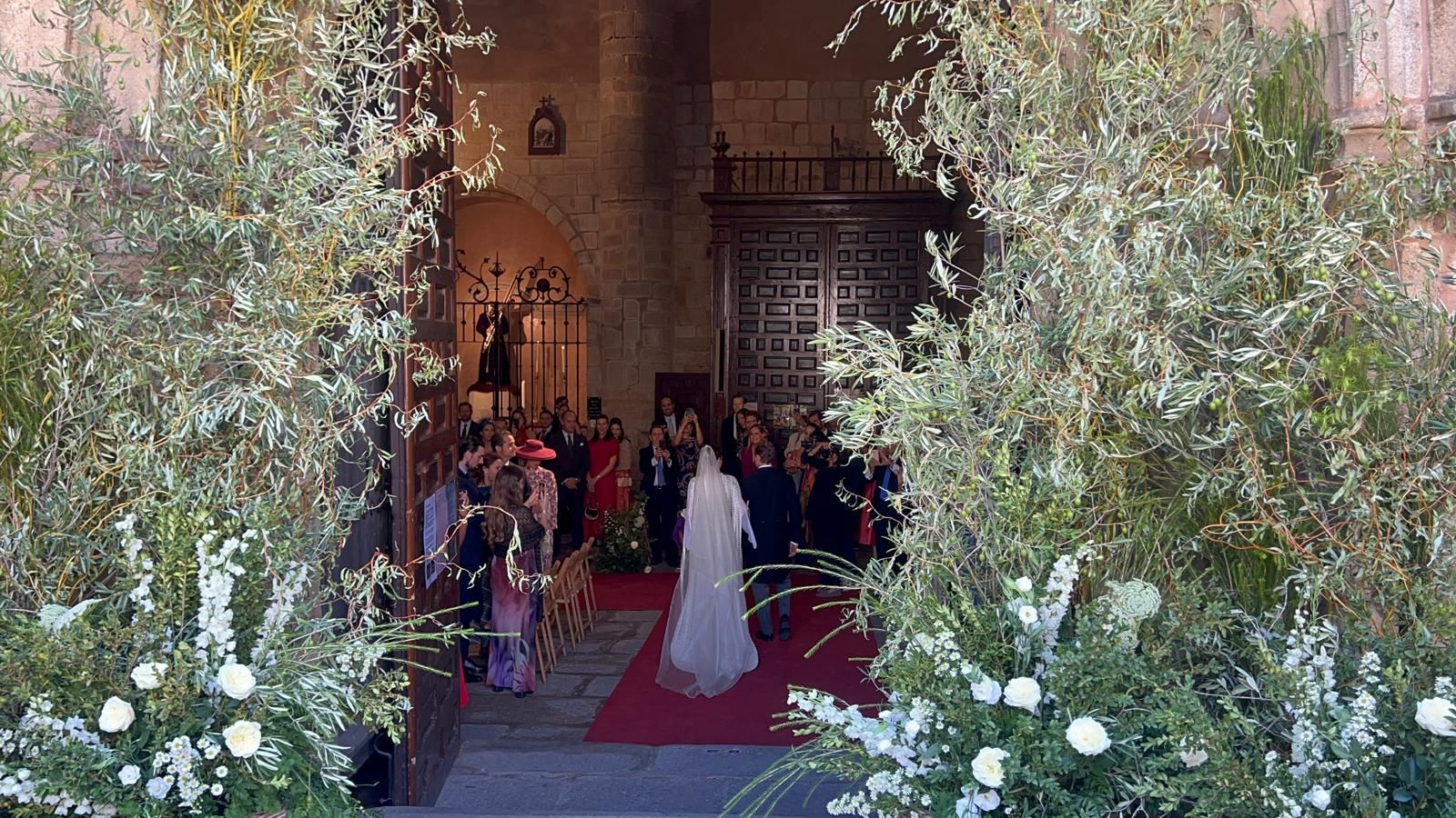 Fotogalería | Así han sido los momentos de la boda del año en Cáceres entre Fernando Palazuelo y Micaela Belmont