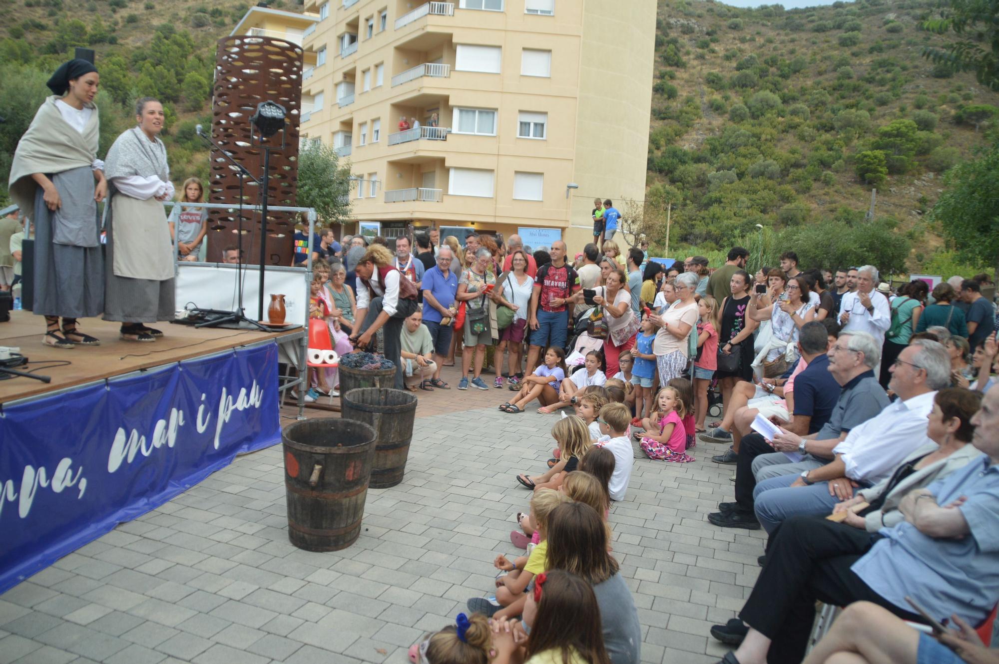 La Festa de la Verema i de la Pissarra omplen Colera d'aromes de vi de la DO Empordà