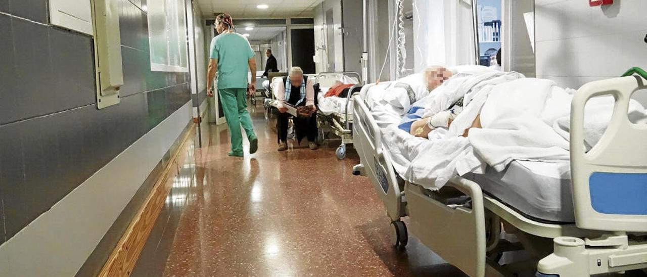 Ancianos ingresados en un hospital de la provincia.