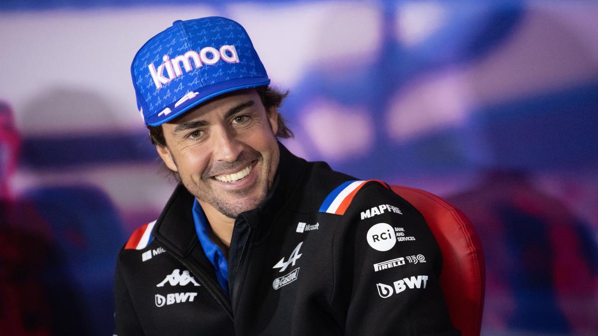 Fernando Alonso, durante la rueda de prensa previa al Gran Premio de Gran Bretaña