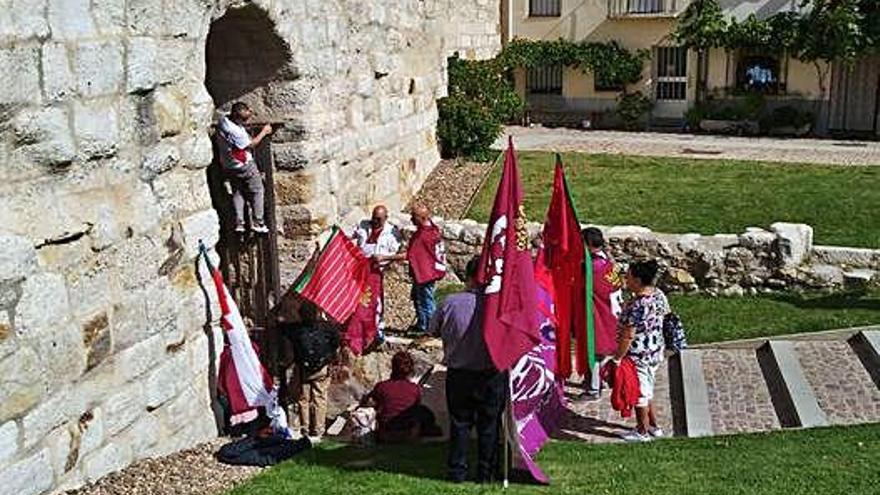 Acción reivindicativa de los leonesistas en el Portillo de la Lealtad de Zamora.