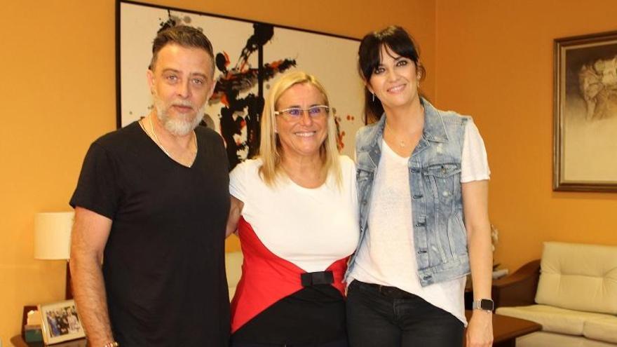 Ana Mula junto a Susana Alva y Frasco Ridgway, integrandes de Efecto Mariposa