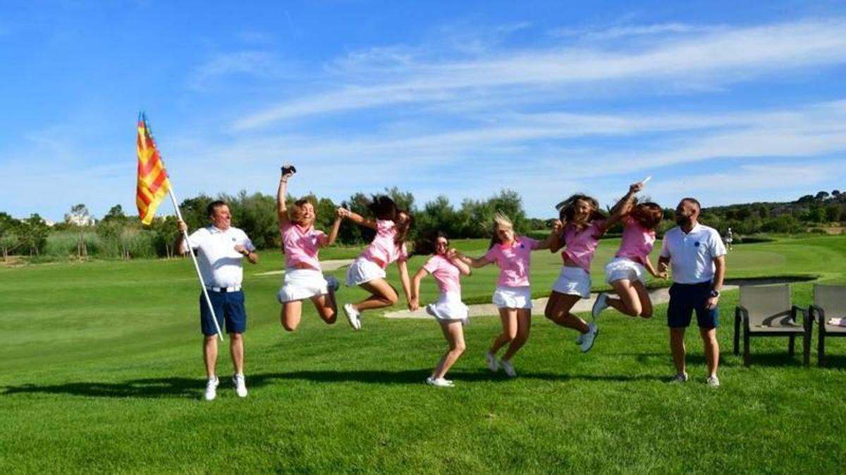 La Selección Valenciana Femenina entra en la historia con su tercer Campeonato de España. Así lo celebraron sus jugadoras. consecutivo