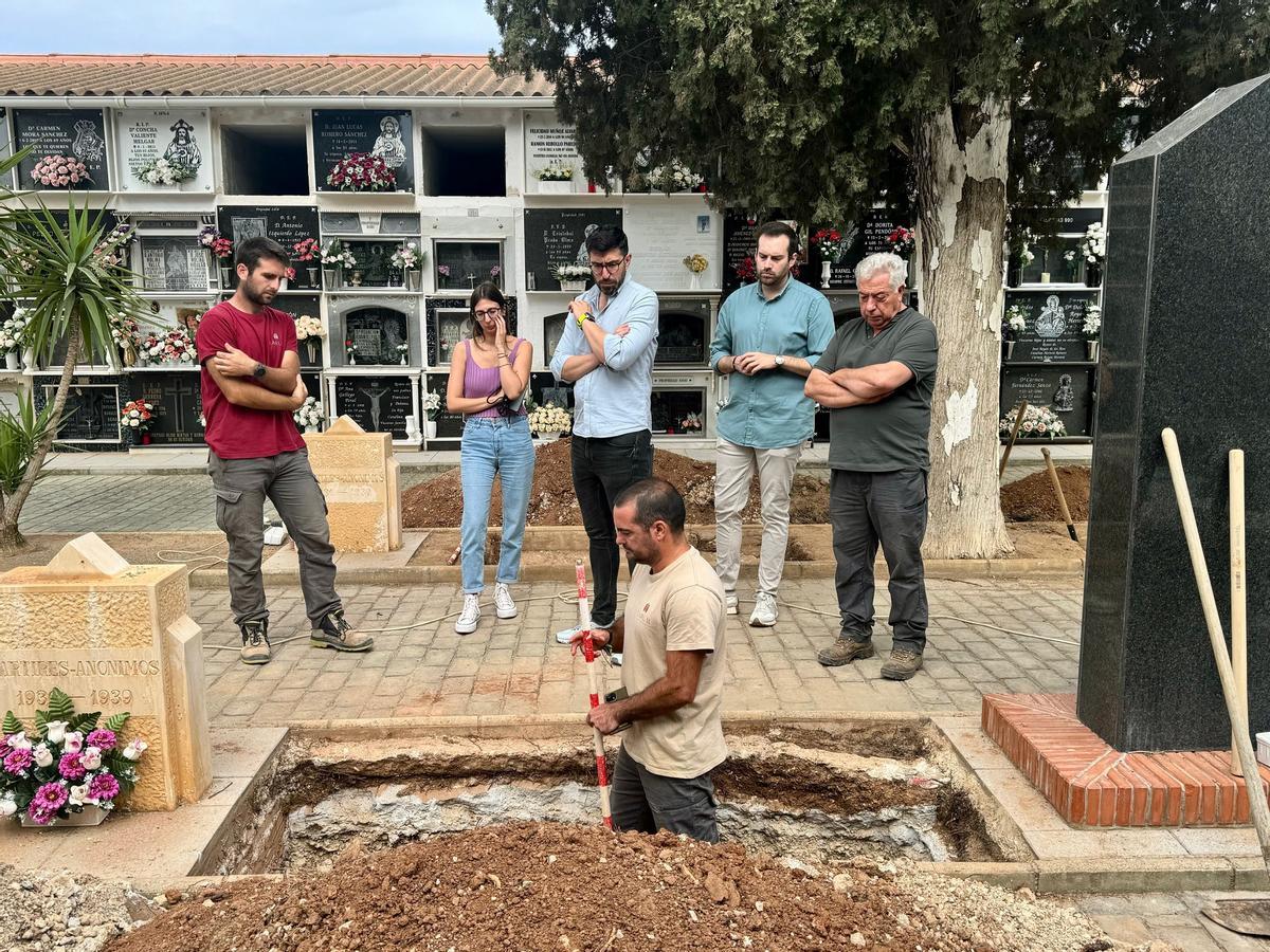 El cementerio de Campillos tiene varias fosas comunes.
