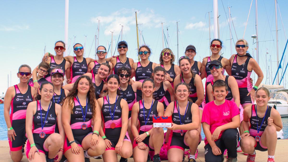 Los tres equipos del Club Rem Cia Gandia en el Autonómico