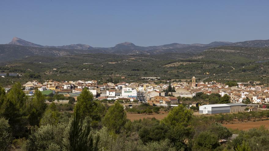 Atzeneta del Maestrat, en tierras del río Montlleó