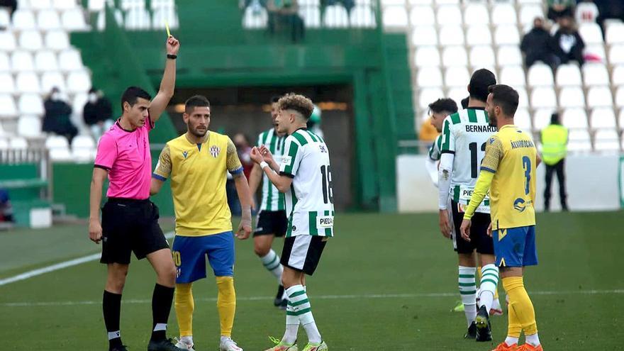 Córdoba CF - Ceuta: Ajaos Valera, árbitro del partido