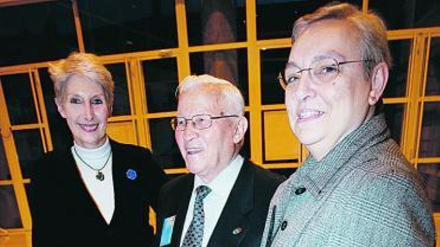 Adeline Rucquoi, Vicente José González y María Josefa Sanz.