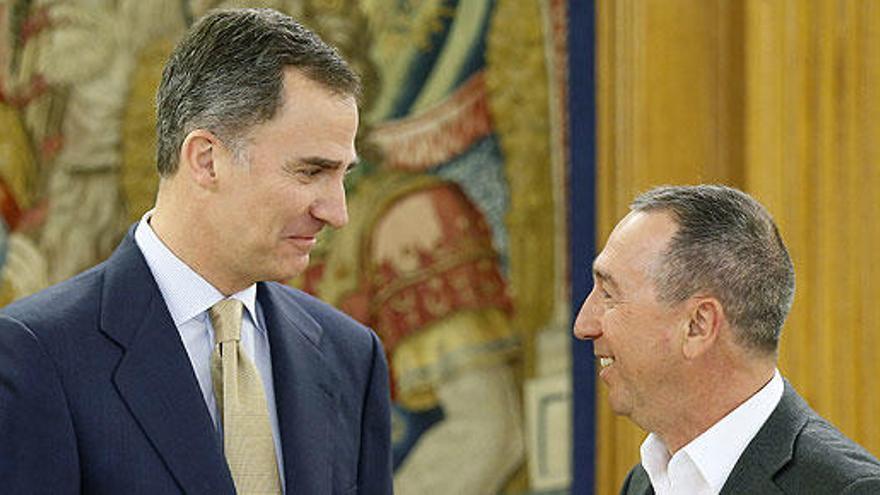 Felipe VI y Joan Baldoví.