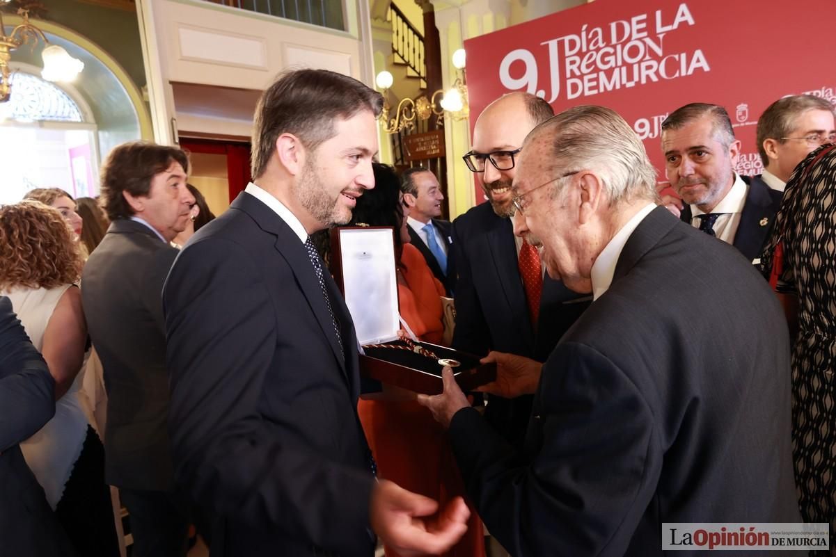 Así ha sido el acto institucional del Día de la Región de Murcia en el Teatro Romea