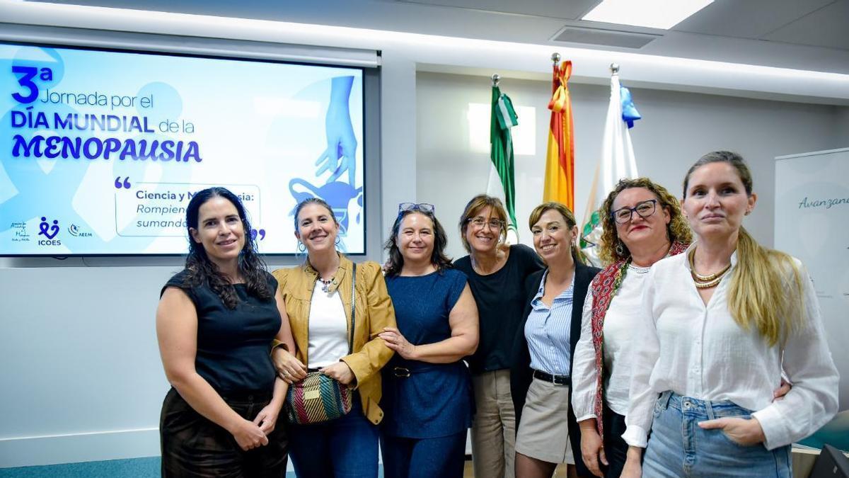 Foto de familia 3ª Jornada por el Día Mundial de la Menopausia.