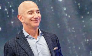 Jeff Bezos deja de ser consejero delegado de Amazon.