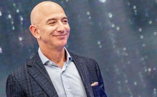 Jeff Bezos suelta las riendas de Amazon