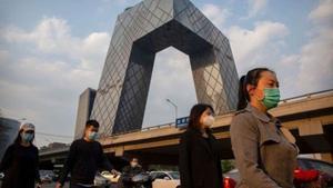 Más de 80.000 turistas atrapados en una ciudad china por un brote de COVID-19