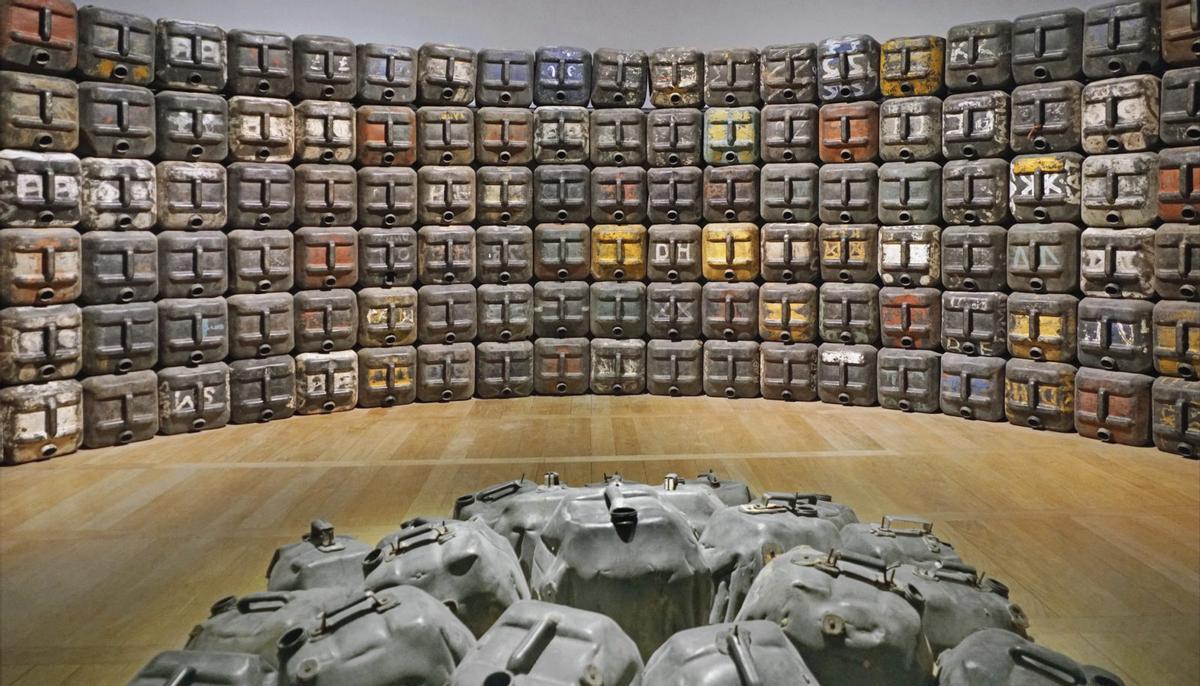 «A viaxe a Nantes» (2021), de Romuald Hazoumé.