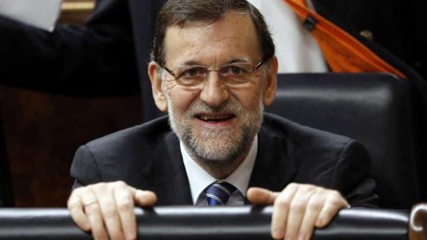 Mariano Rajoy, ayer, en su escaño en el Congreso de los Diputados.  // Sergio Pérez
