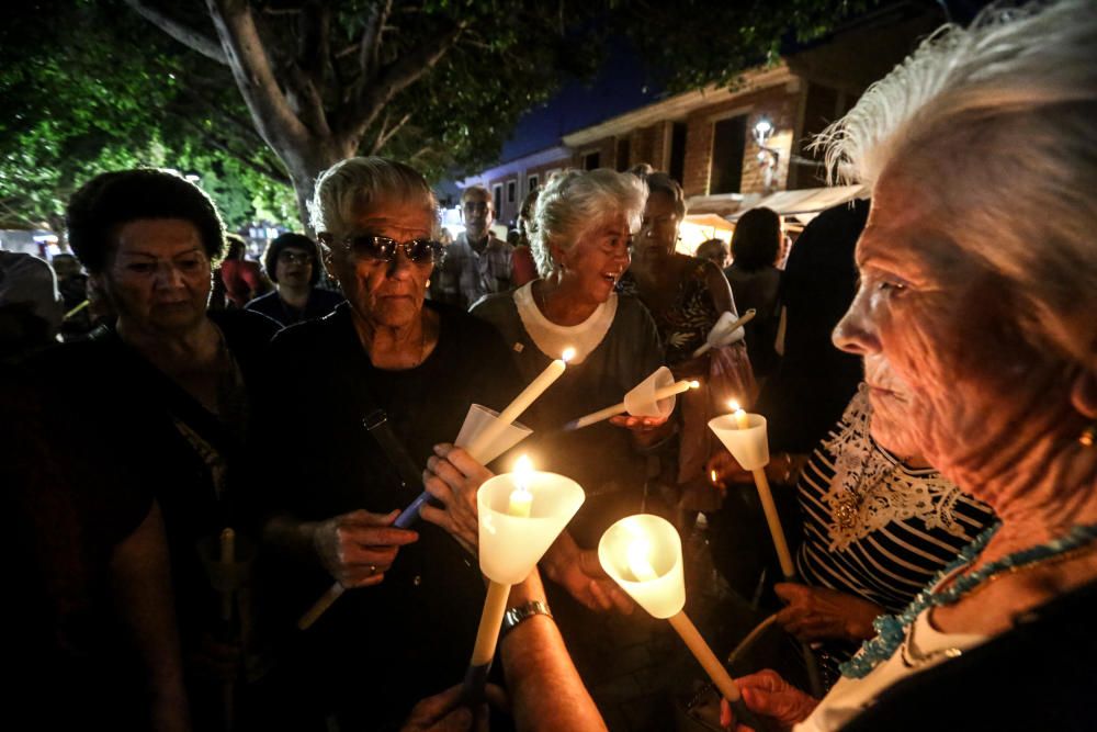 Los festejos se inician de forma oficial con la procesión del santo y continuarán hasta el próximo domingo