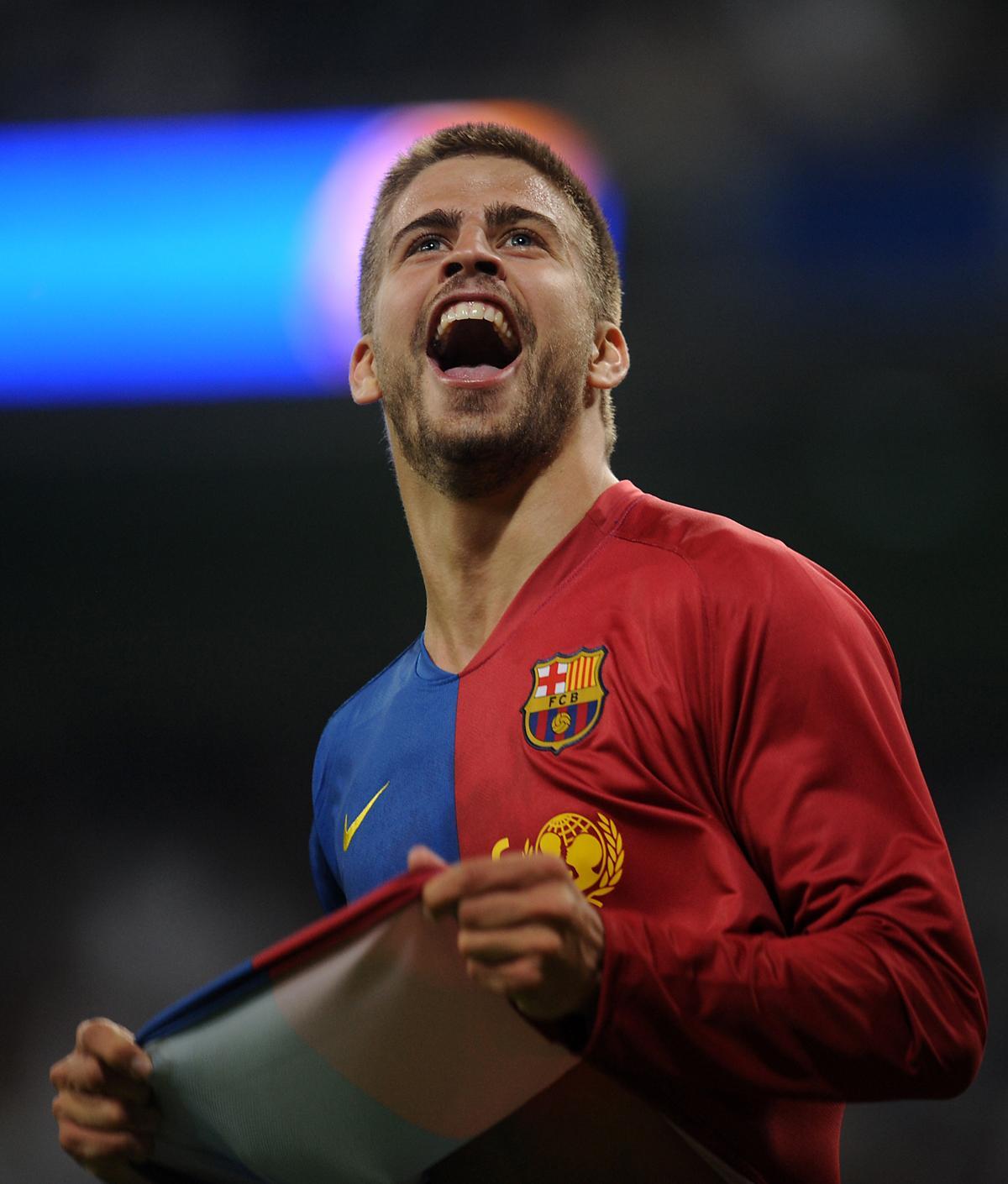 Gerard Piqué, eufórico celebra su gol en el Bernabeu ante el Real Madrid (2-6)