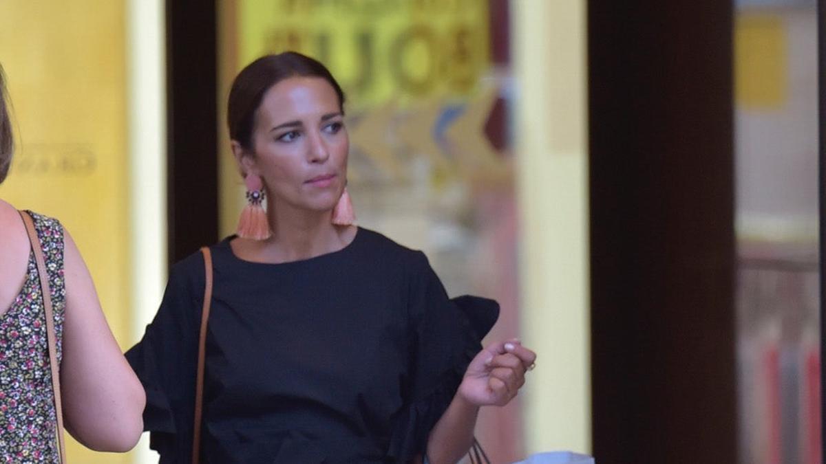 Paula Echevarría de compras por Madrid