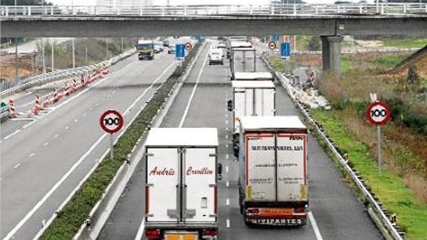 Els camions deixaran de passar divendres per la N-II.