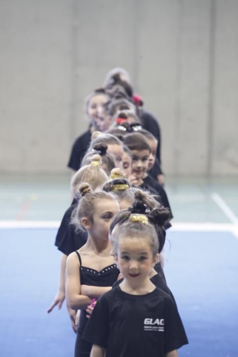 Exhibición de gimnasia en la Tejerona, Gijón