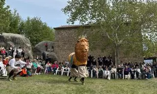 La festa a l’ermita de Sant Marc de Gironella té el Lleó com a protagonista