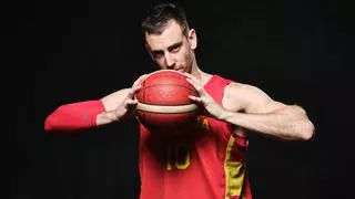 Víctor Claver inicia el camino hacia su tercera medalla olímpica