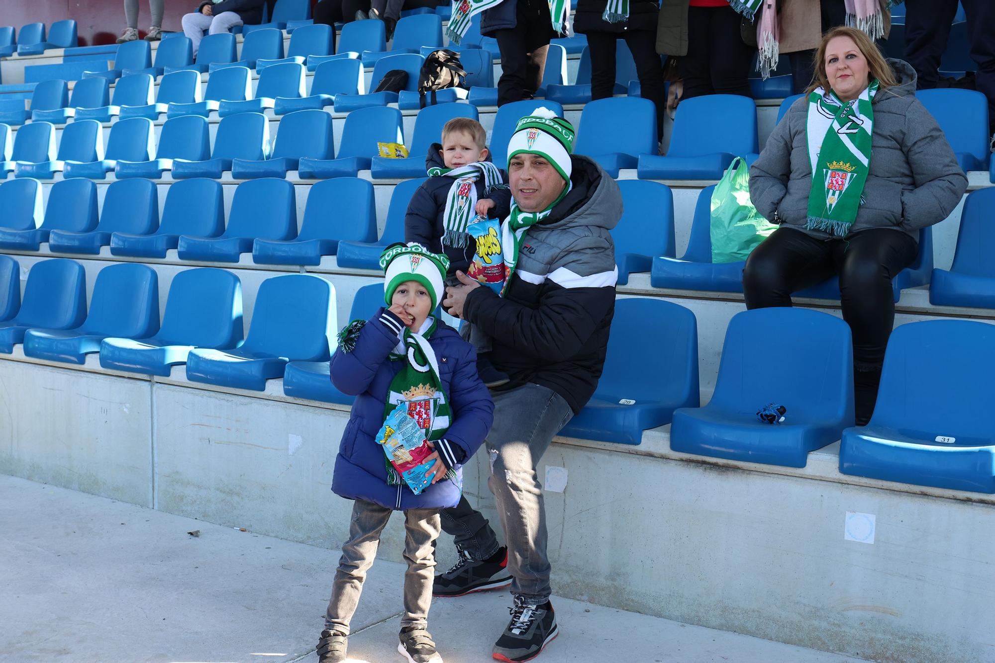 Las imágenes de los adficionados del Córdoba CF en Salamanca