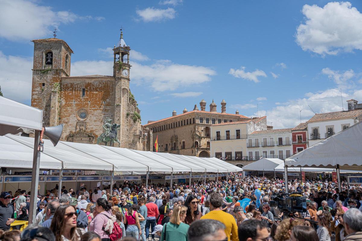 Plaza Mayor de Trujillo durante la Feria del Queso.