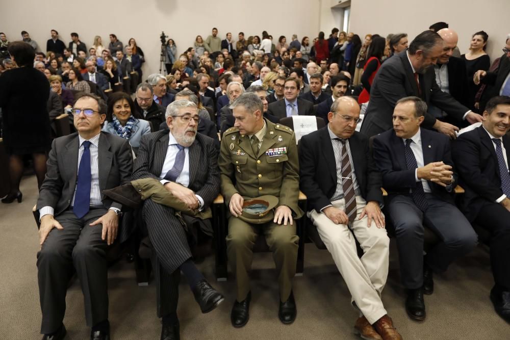 Colocan la primera piedra del nuevo campus del CEU-UCH de Alfara