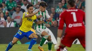 Abde durante un partido con la camiseta del Betis