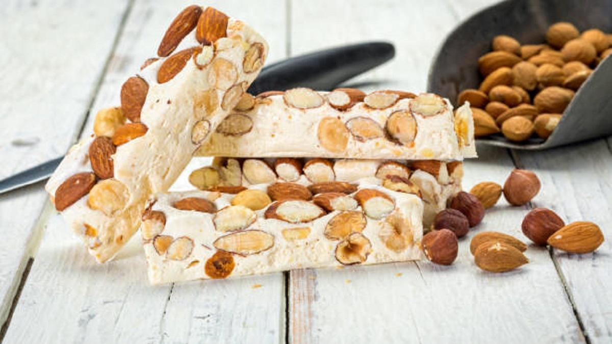 Turrón de almendras.