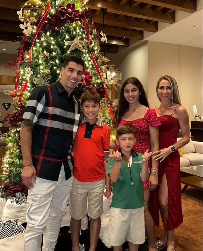 Luis Suárez, con su familia por Navidad