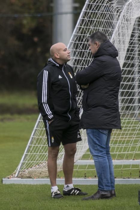 Primer entrenamiento del Real Oviedo después del derbi