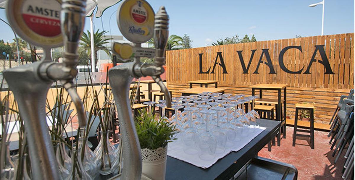 ¿Quieres probar la carne auténtica hecha al estilo argentino? La Vaca cumplirá tus expectativas