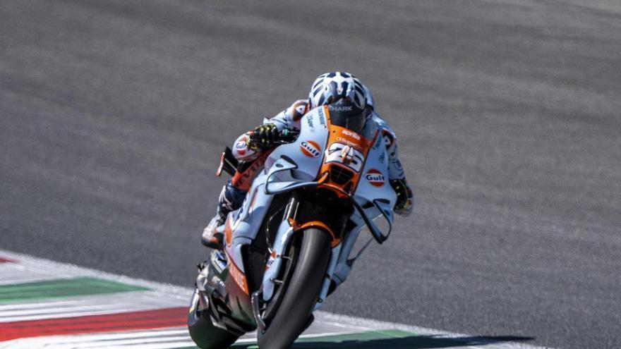 El español Raúl Fernández domina de principio a fin el 'sprint' de Mugello