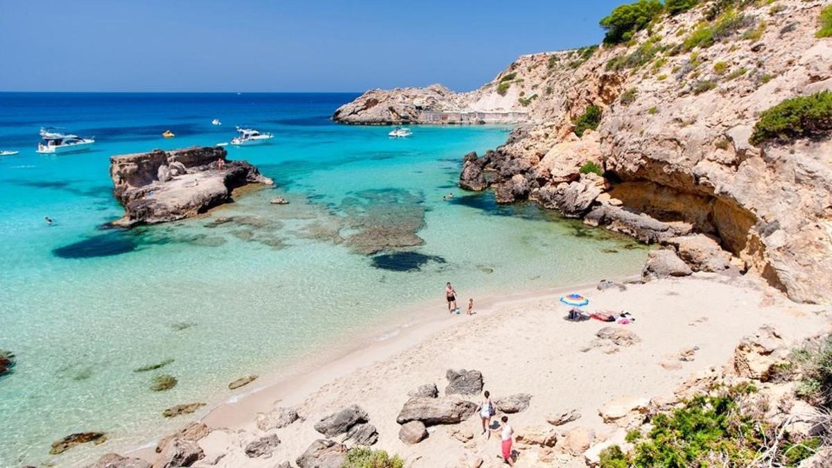 Una playa de Ibiza en una imagen de archivo.