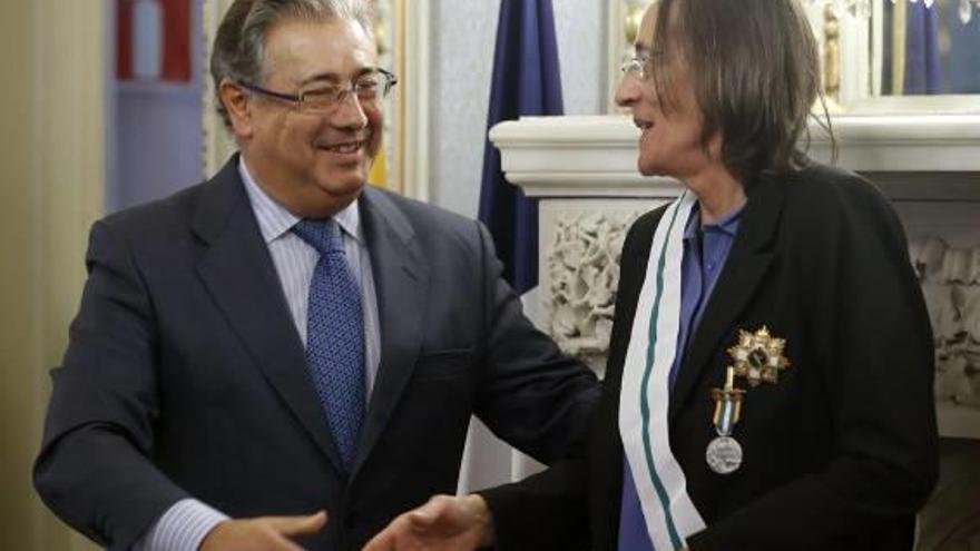 Espanya condecora la jutge Laurence Le Vert