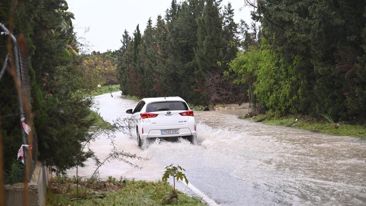 La Aemet mantiene el aviso amarillo en Alicante por lluvias persistentes en la provincia