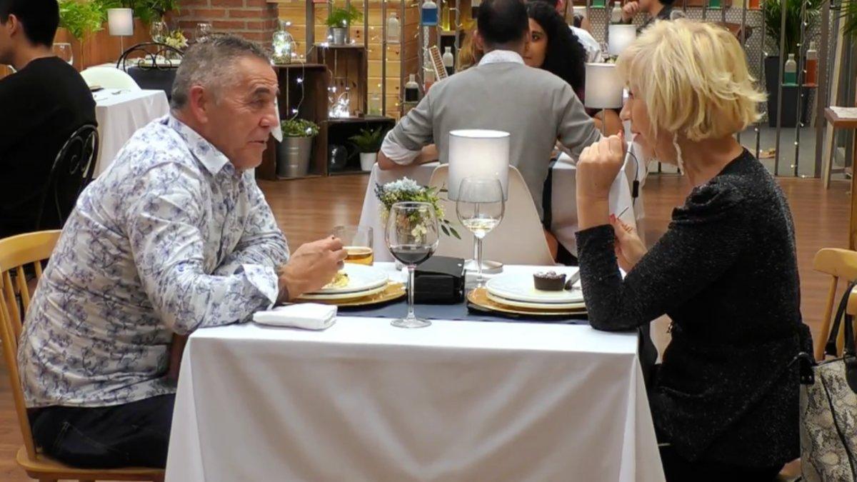 Enrique y Pilar en su cita en 'First Dates'