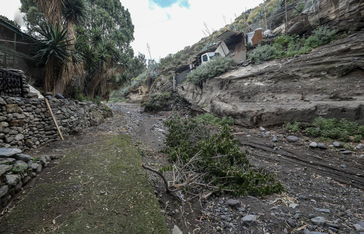 Vecinos de Las Goteras incomunicados tras los efectos de la borrasca Therese