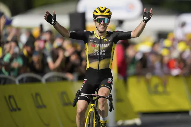La etapa 10 del Tour de Francia, en imágenes