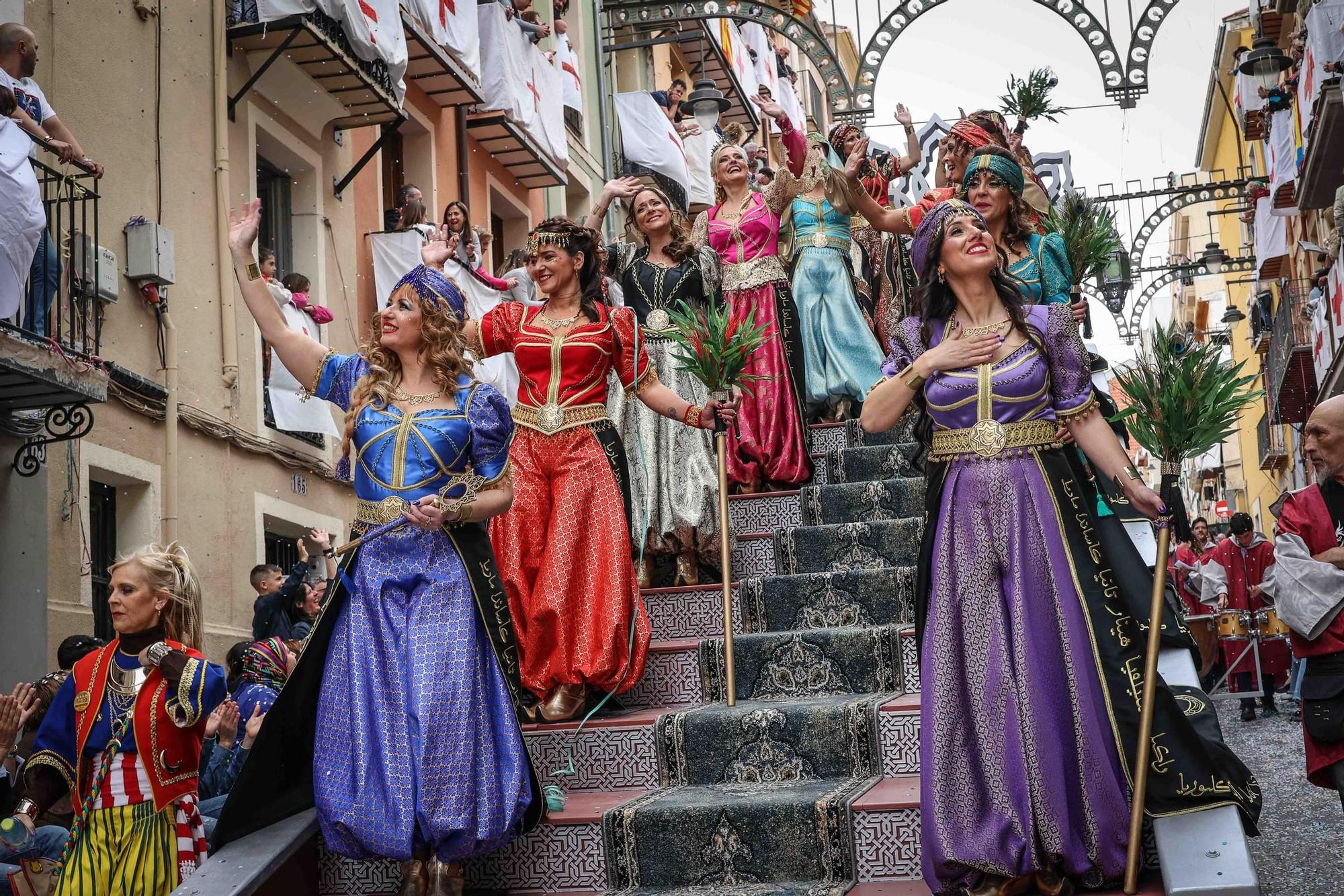 La Entrada Mora de Alcoy devuelve a la vida a Al-Azraq
