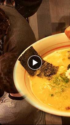 Colas de dos horas para una sopa japonesa