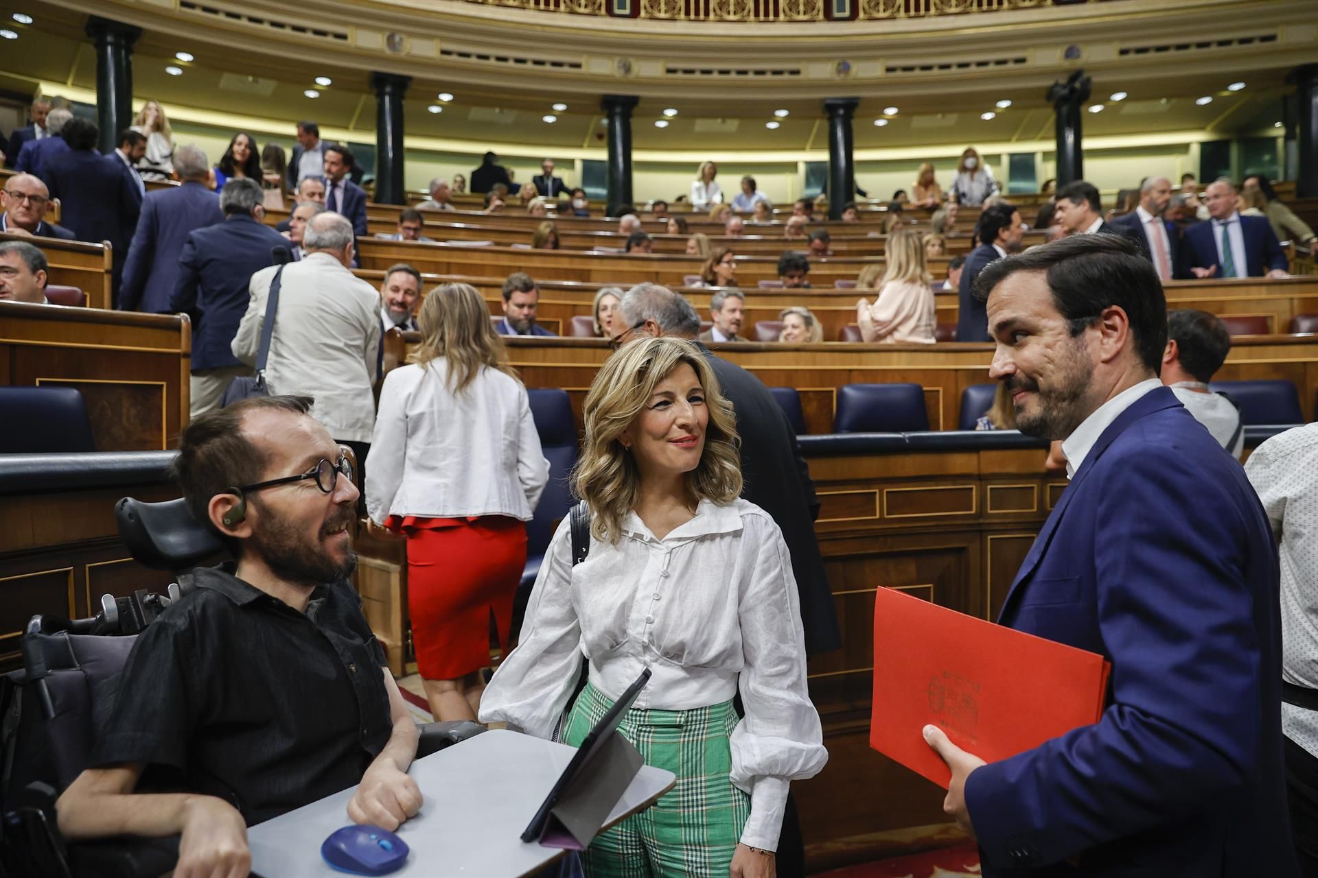 Pablo Echenique, Yolanda Díaz y Alberto Garzón.